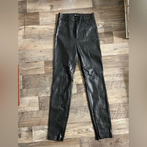 Zara Pants Womens Small Black Faux Leather Skinny Ankle Zip